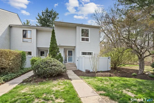 $325,000 | 562 Oak Avenue, Unit 562, Cheshire, CT 06410
