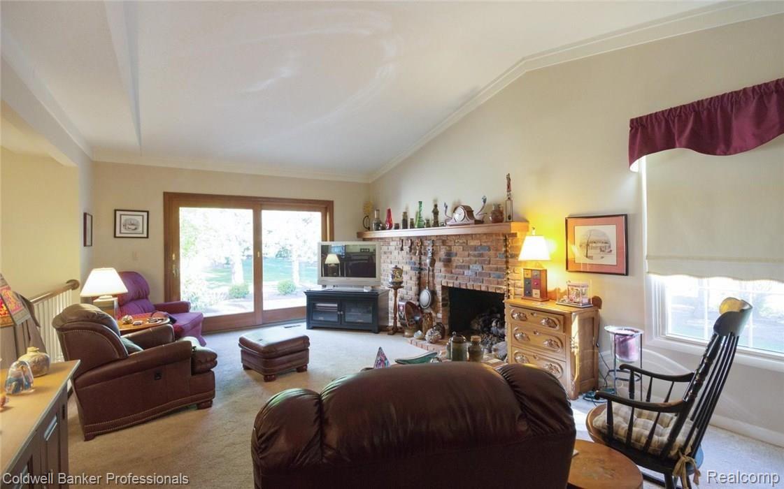 35846 Congress Road Farmington, MI 48335 - Photo 11 of 30 11.jpg