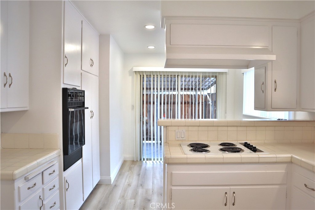 809 Fairview Avenue, Unit 7 Arcadia, CA 91007 - Photo 5 of 14