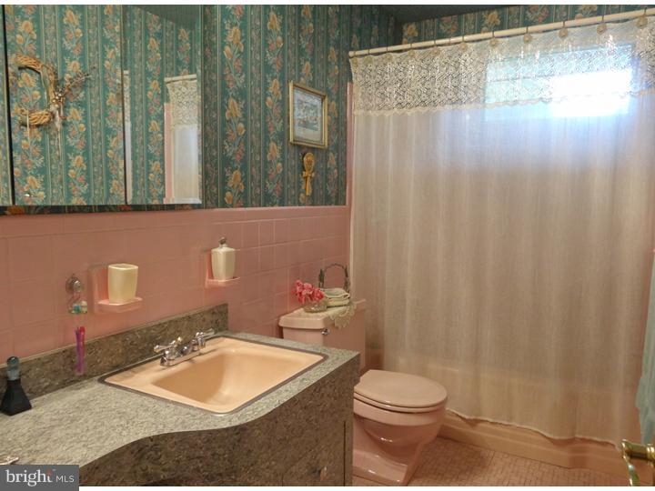 9979 Dungan Road Philadelphia, PA 19115 - Photo 20 of 24 Gallery Image 20