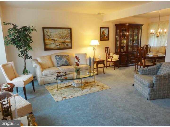 9979 Dungan Road Philadelphia, PA 19115 - Photo 3 of 24 Gallery Image 3