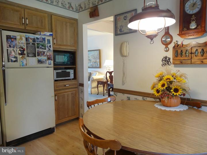 9979 Dungan Road Philadelphia, PA 19115 - Photo 9 of 24 Gallery Image 9