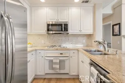 $6,400 | 17 Auvergne, Newport Coast, CA 92657