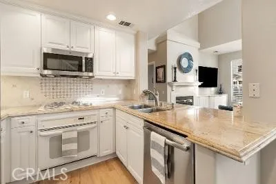 $6,400 | 17 Auvergne, Newport Coast, CA 92657