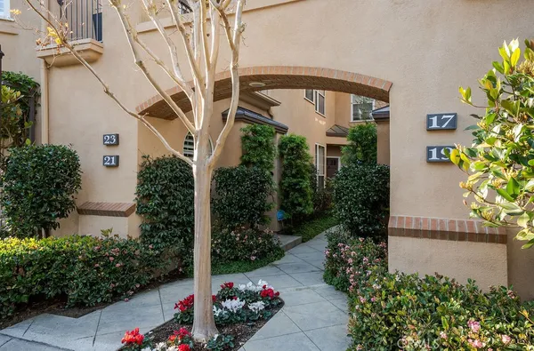 $6,400 | 17 Auvergne, Newport Coast, CA 92657