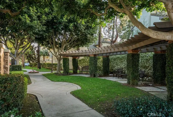 $6,400 | 17 Auvergne, Newport Coast, CA 92657