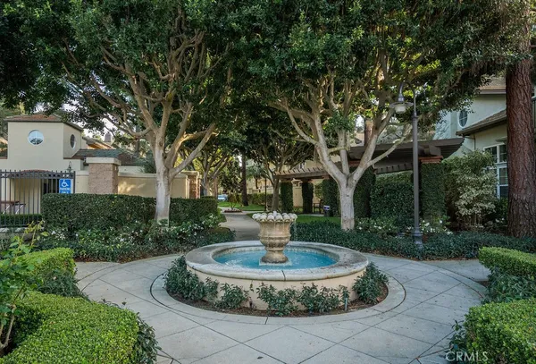 $6,400 | 17 Auvergne, Newport Coast, CA 92657