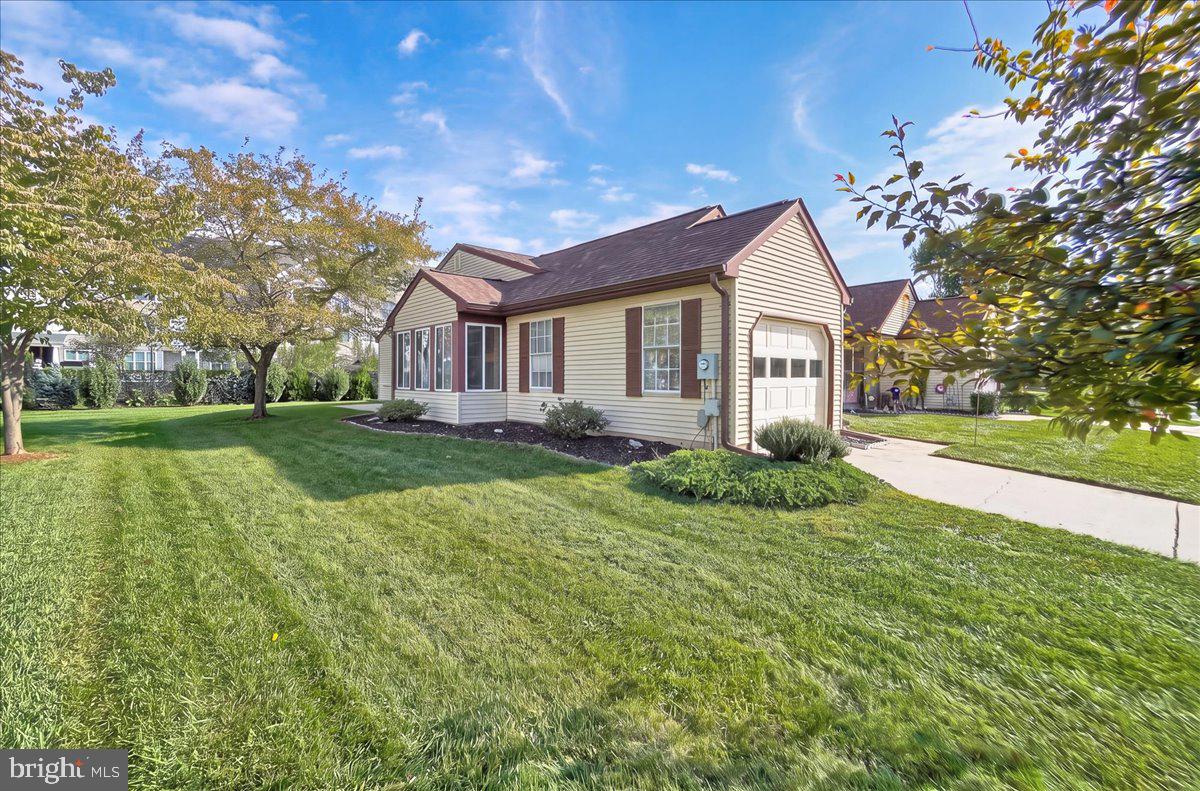 7016 Basswood Road Frederick, MD 21703 - Photo 4 of 73 Gallery Image 4