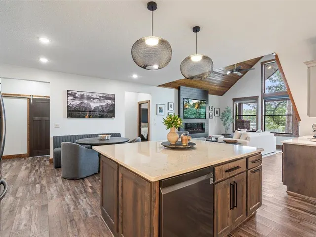 $1,999,000 | 18128 Badger Road, Grand Rapids, MN 55744