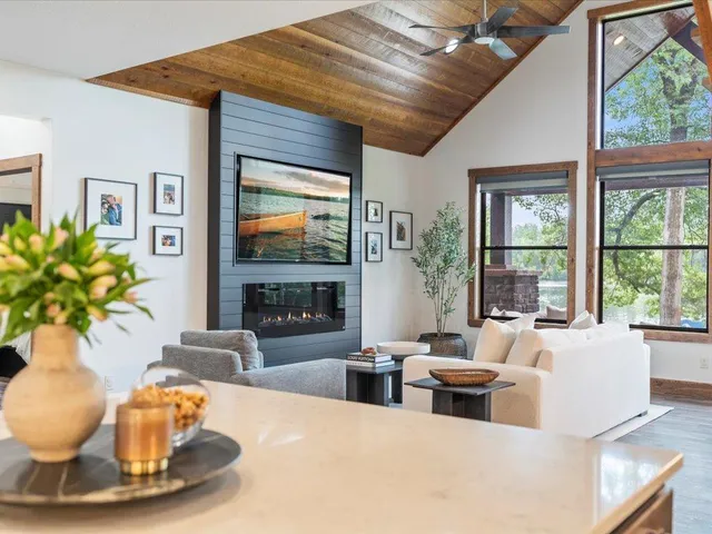 $1,999,000 | 18128 Badger Road, Grand Rapids, MN 55744