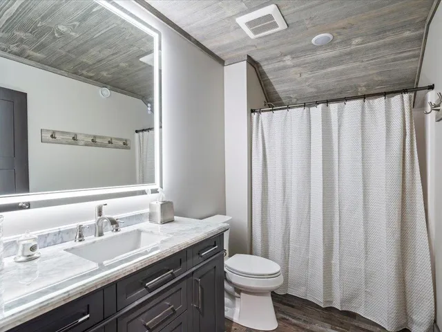 $1,999,000 | 18128 Badger Road, Grand Rapids, MN 55744