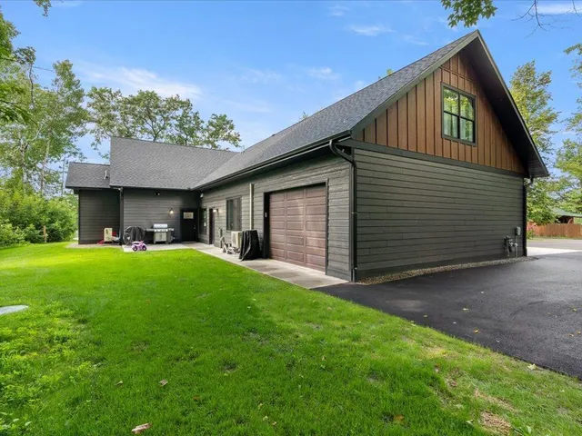 $1,999,000 | 18128 Badger Road, Grand Rapids, MN 55744