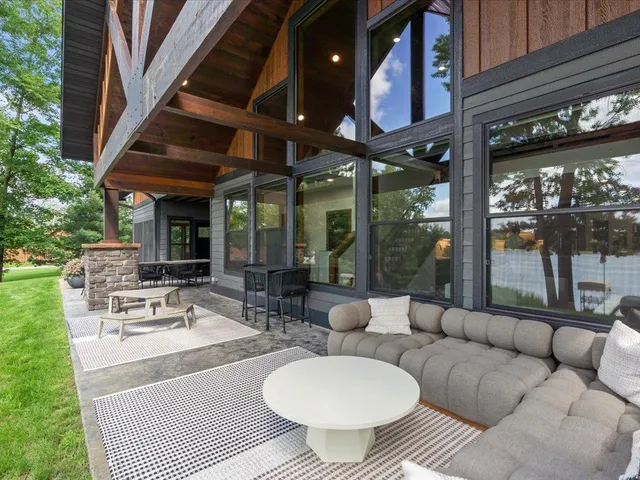 $1,999,000 | 18128 Badger Road, Grand Rapids, MN 55744