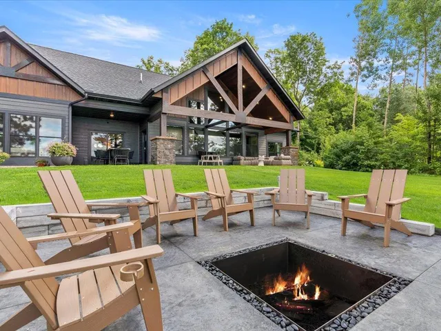 $1,999,000 | 18128 Badger Road, Grand Rapids, MN 55744