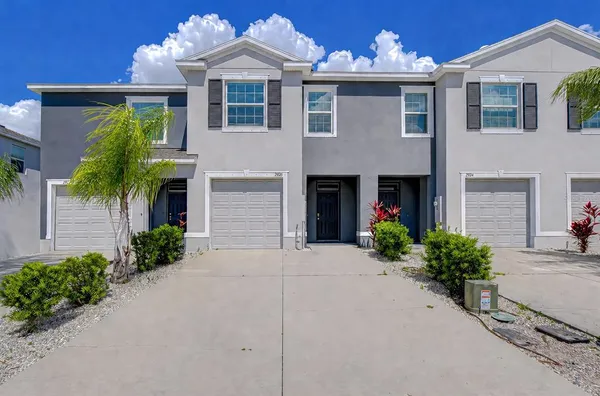$2,150 | 2928 Beluga Bay Drive, Odessa, FL 33556
