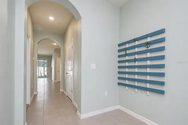 $2,150 | 2928 Beluga Bay Drive, Odessa, FL 33556