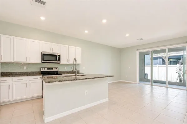 $2,150 | 2928 Beluga Bay Drive, Odessa, FL 33556