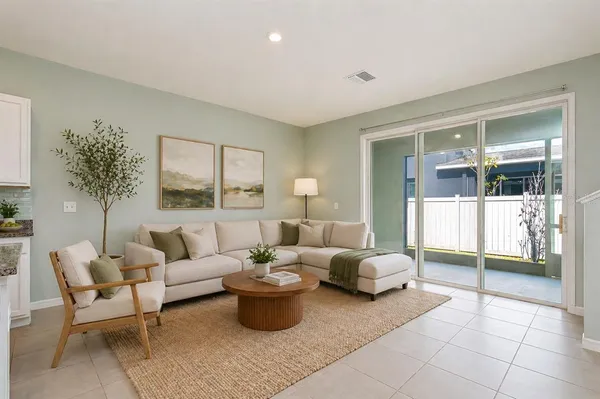$2,150 | 2928 Beluga Bay Drive, Odessa, FL 33556