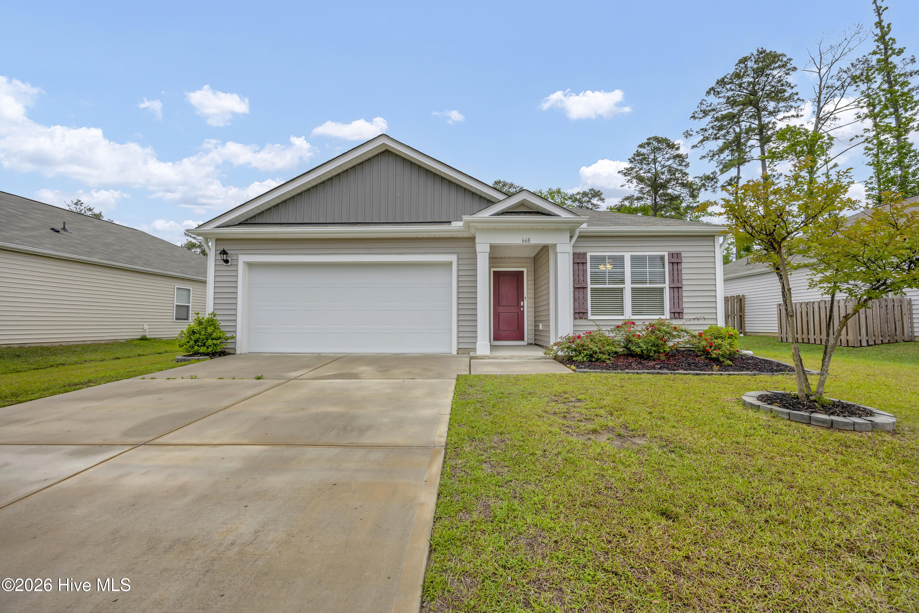 668 Buckeye Road Northeast Leland, NC 28451 - Photo 1 of 25 Front of house