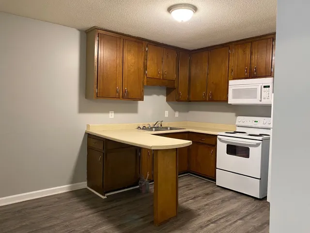 $775 | 812 Bradley Street, Unit C, Clarksville, TN 37040