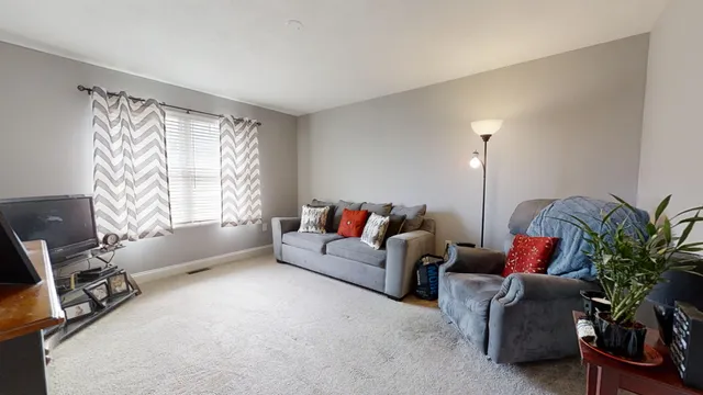 $420,000 | 118 Hall Road, Unit 3, Fremont, NH 03044