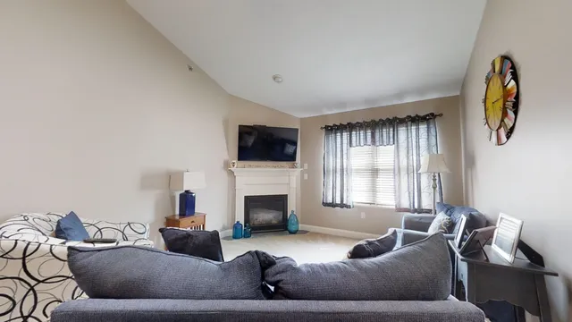 $420,000 | 118 Hall Road, Unit 3, Fremont, NH 03044