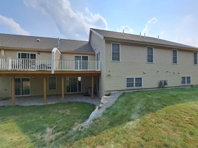 $420,000 | 118 Hall Road, Unit 3, Fremont, NH 03044