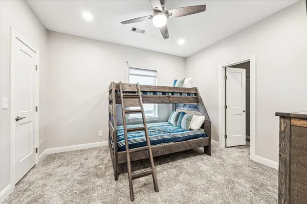 $1,516,480 | 430 Amanda Circle, Tiki Island, TX 77554