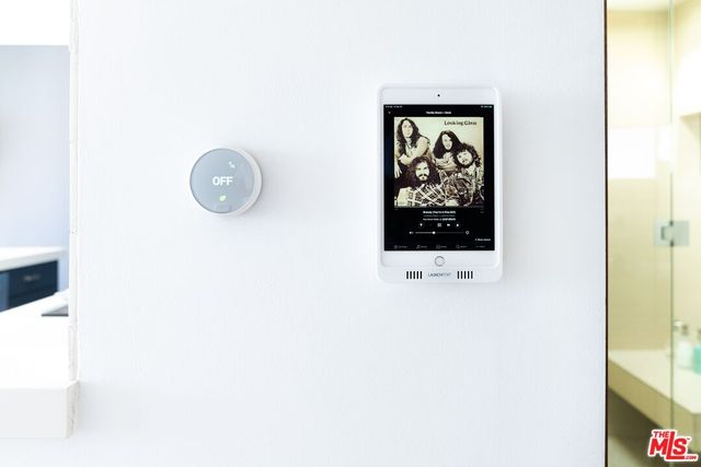 a picture of a wall next to a window