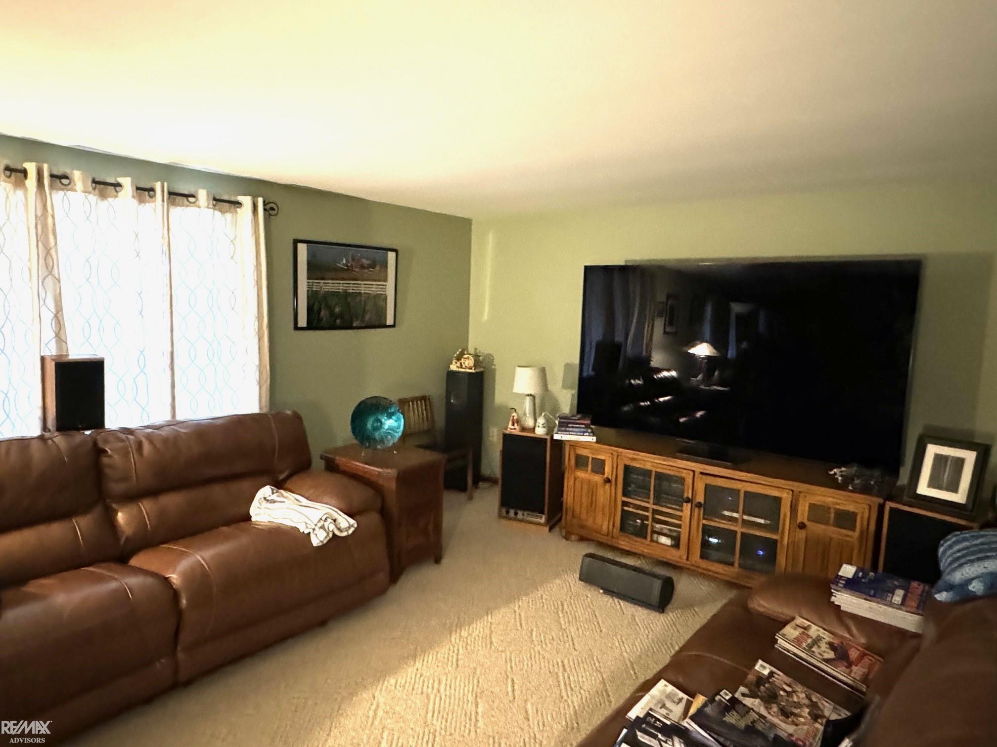 63590 Mound Road Washington, MI 48095 - Photo 2 of 21 50179408-446984DE-F621-476B-8D49-62D4314272AD.JPG