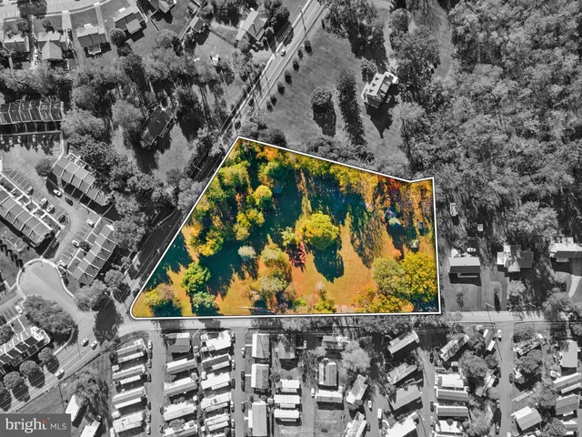 $800,000 | 887 Red Hill Road, Aston, PA 19014