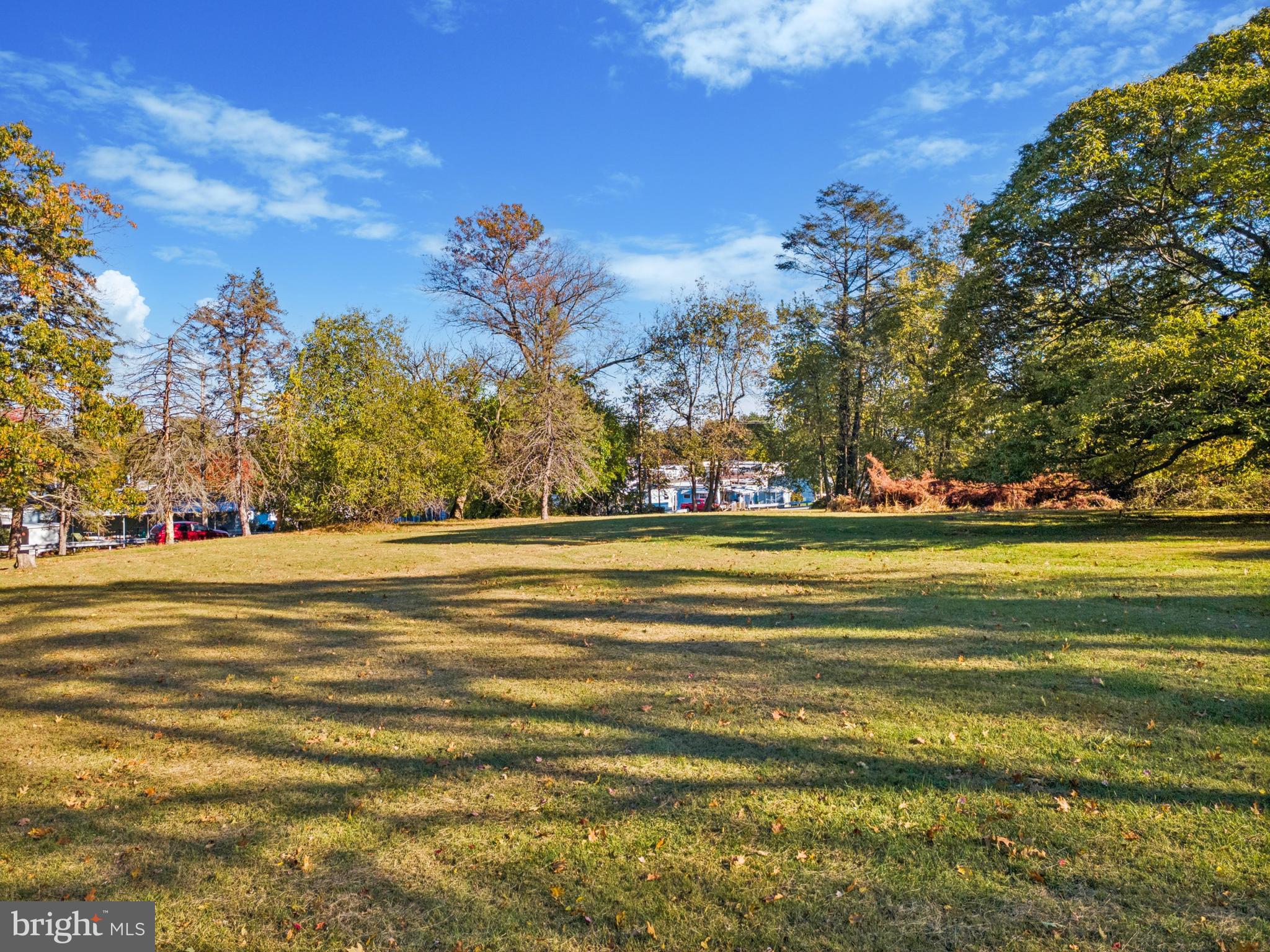 887 Red Hill Road Aston, PA 19014 - Photo 2 of 12 a view of an ocean view