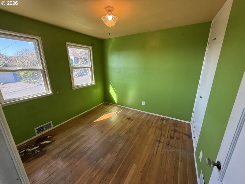 398 Atlantic Street Astoria, OR 97103 - Photo 19 of 36