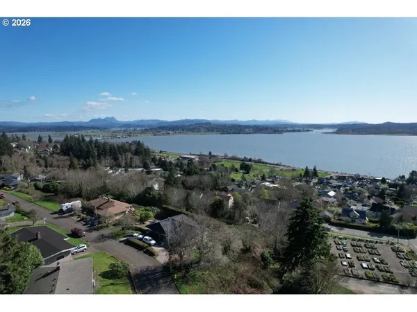 $315,000 | 398 Atlantic Street, Astoria, OR 97103