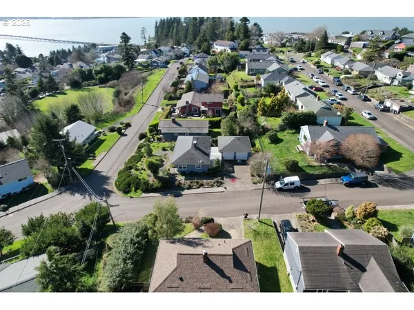 $315,000 | 398 Atlantic Street, Astoria, OR 97103