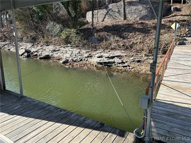 $375,000 | 1015 Oak Knoll Road, Linn Creek, MO 65052