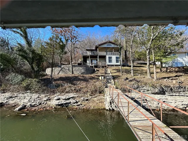 $375,000 | 1015 Oak Knoll Road, Linn Creek, MO 65052
