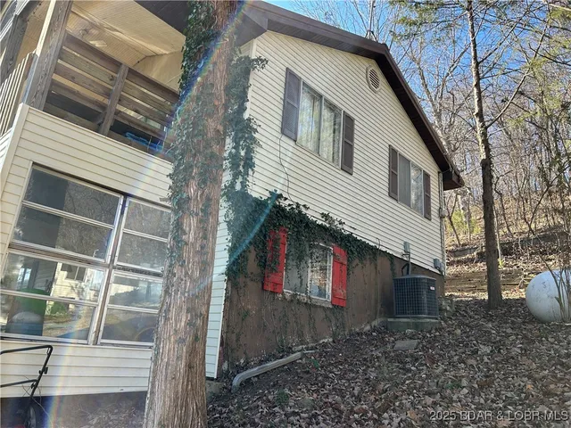 $375,000 | 1015 Oak Knoll Road, Linn Creek, MO 65052