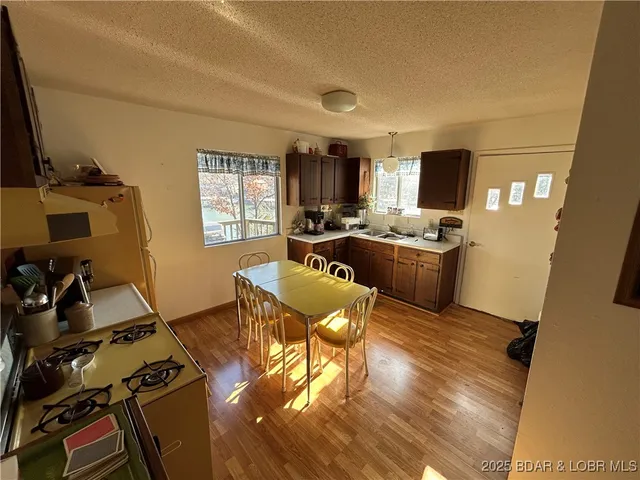 $375,000 | 1015 Oak Knoll Road, Linn Creek, MO 65052