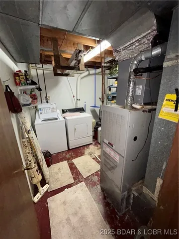 $375,000 | 1015 Oak Knoll Road, Linn Creek, MO 65052