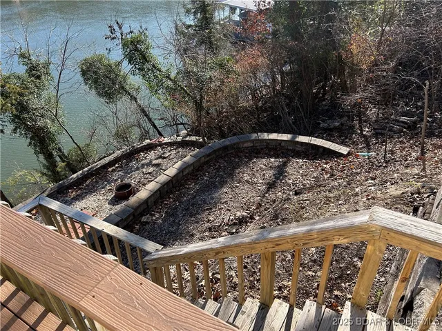 $375,000 | 1015 Oak Knoll Road, Linn Creek, MO 65052