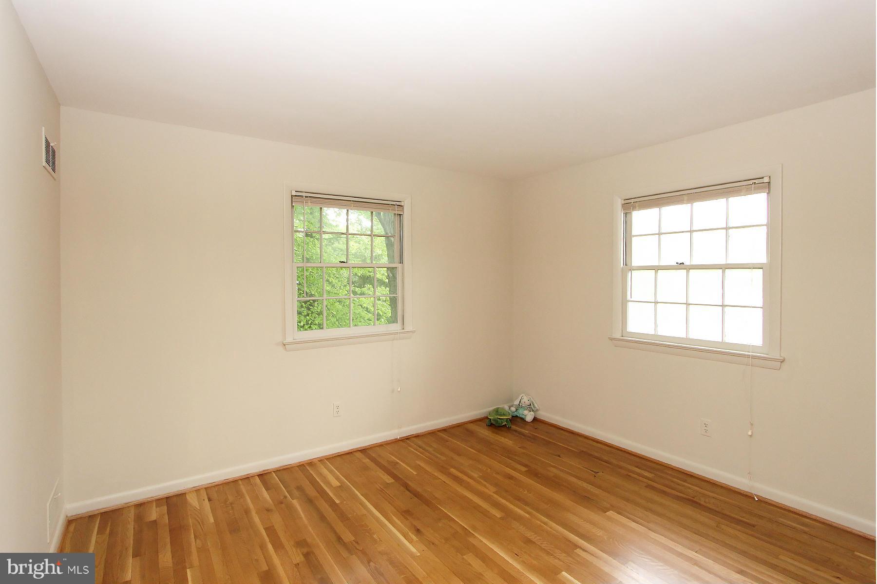 2609 Woodedge Road Silver Spring, MD 20906 - Photo 19 of 30 FOURTH BEDROOM