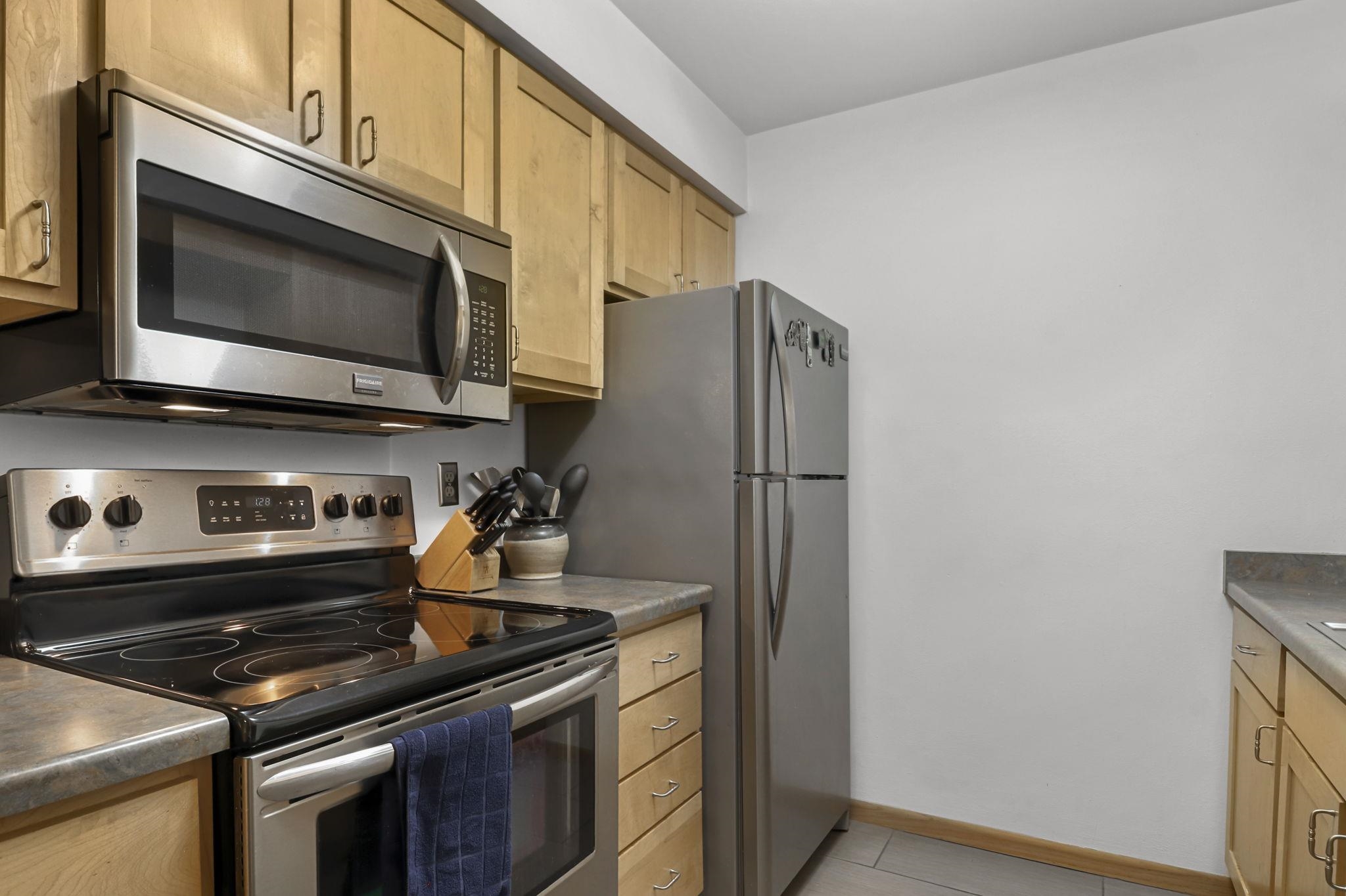 50 Whitcomb Circle, Unit 5 Madison, WI 53711 - Photo 13 of 35