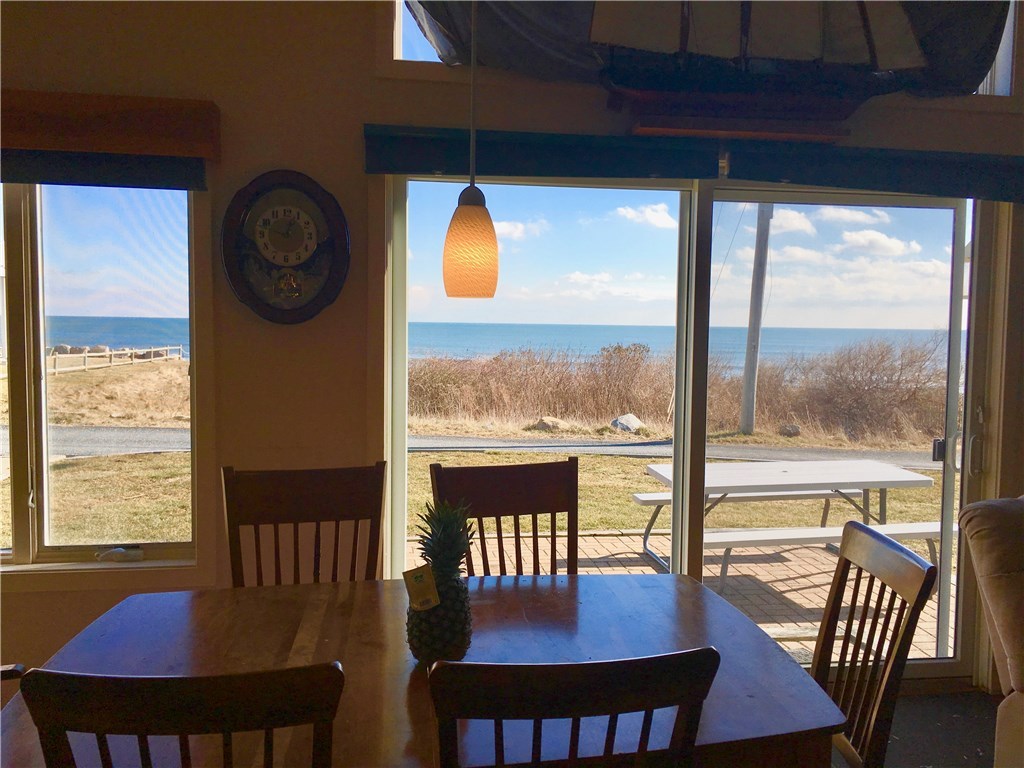 41 Pocono Road Narragansett, RI 02882 - Photo 6 of 36 Gallery Image 6