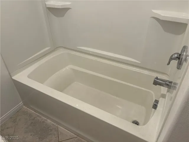 $2,600 | 7015 Toll Mountain Street, North Las Vegas, NV 89086