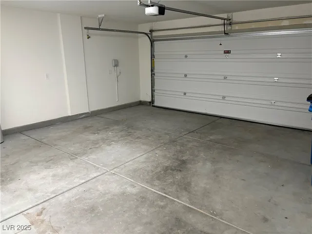 $2,600 | 7015 Toll Mountain Street, North Las Vegas, NV 89086