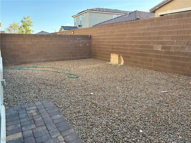 $2,600 | 7015 Toll Mountain Street, North Las Vegas, NV 89086