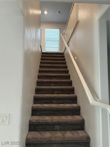 $2,600 | 7015 Toll Mountain Street, North Las Vegas, NV 89086