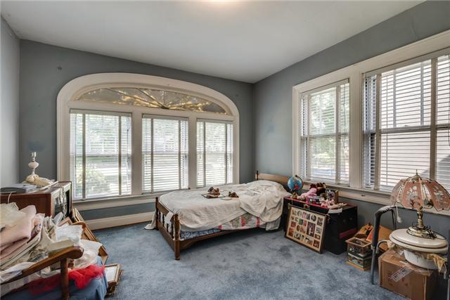 3908 Valley Road Nashville, TN 37205 - Photo 10 of 16 Front main level bedroom (bedroom #1)