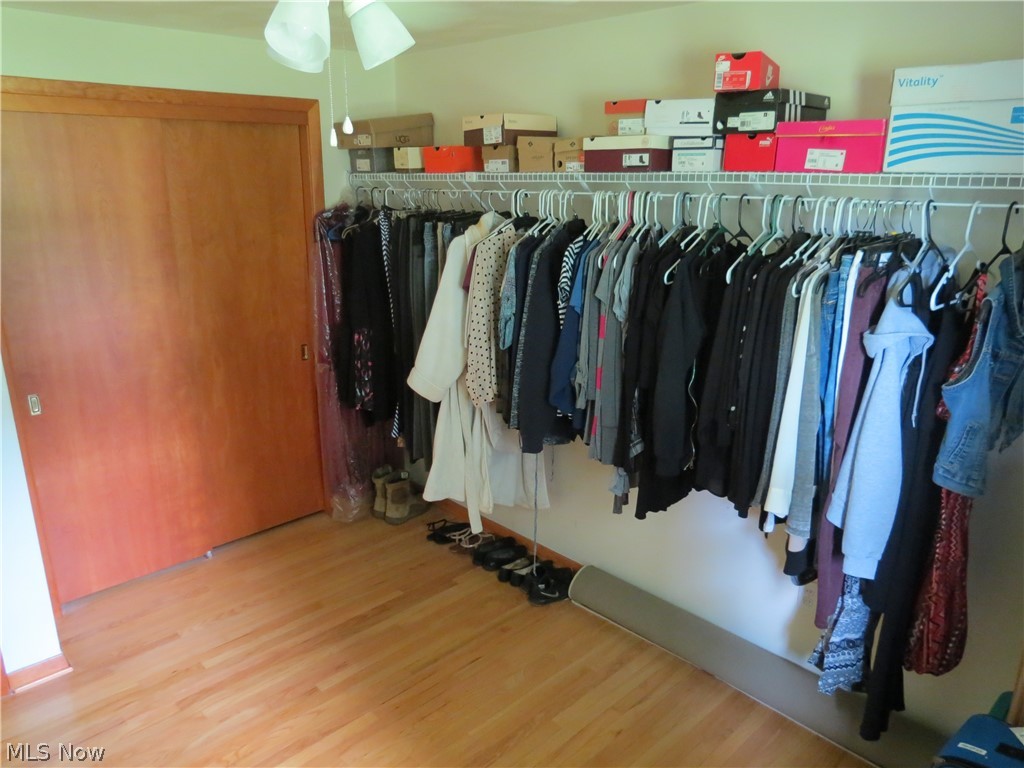 4730 South Ridge Road East Ashtabula, OH 44004 - Photo 18 of 30 3rd bedroom is currently used as a dressing room. The shelving can stay or go! It's up to you.